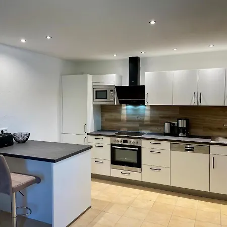 Ferienhaus Schwalbennest - Chalet Direkt An Der Donau Bei Regensburg