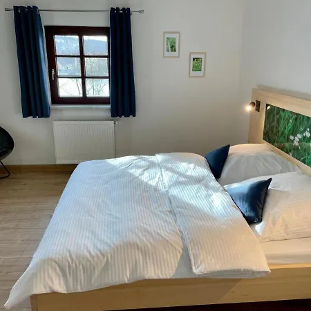 Сasa de vacaciones Ferienhaus Schwalbennest - Chalet Direkt An Der Donau Bei Regensburg