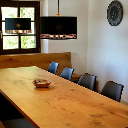 Ferienhaus Schwalbennest - Chalet Direkt An Der Donau Bei Regensburg Сasa de vacaciones *